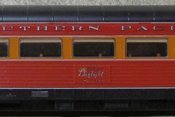 MTH Debutante Observation Car